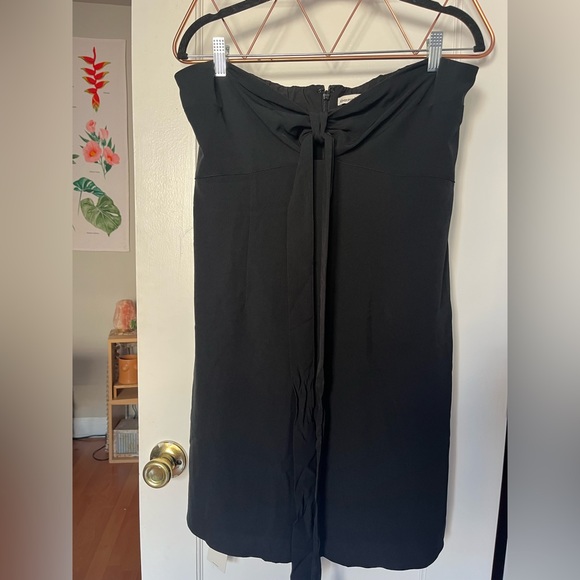 NWT Abercrombie & Fitch Knot-Front Cutout Halter Mini Dress - Picture 3 of 7